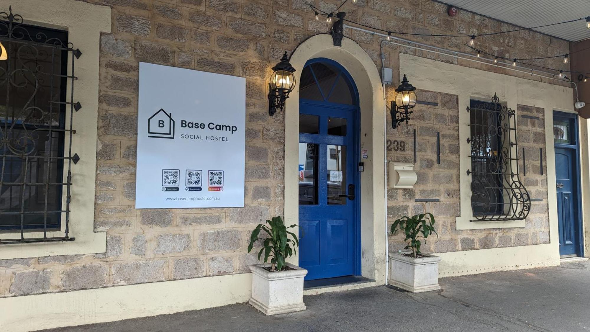 Base Camp Hostel 阿德莱德 外观 照片