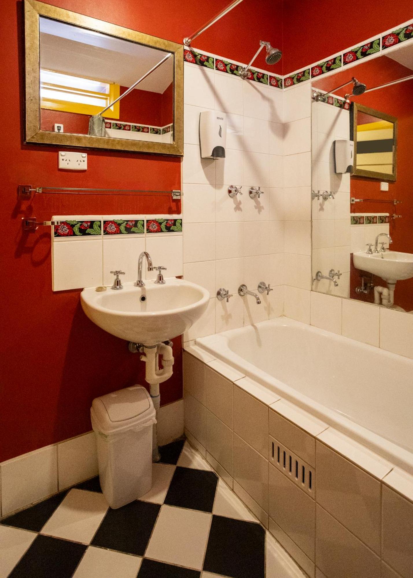 Base Camp Hostel 阿德莱德 外观 照片