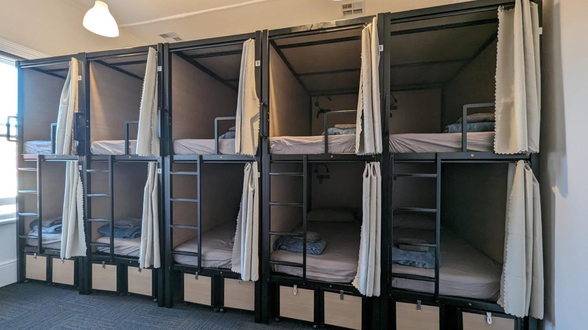 Base Camp Hostel 阿德莱德 外观 照片
